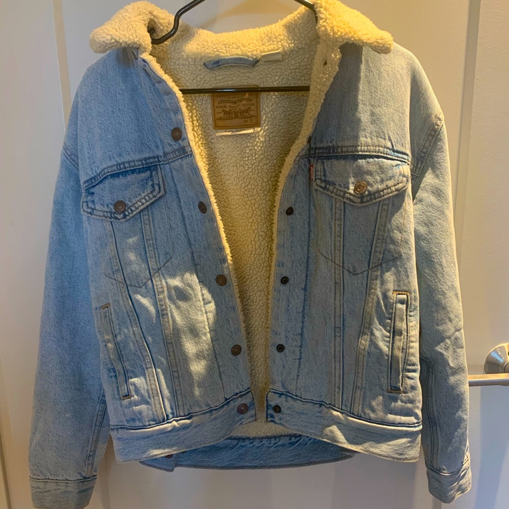 Sherpa Lined Levi’s Denim Jacket